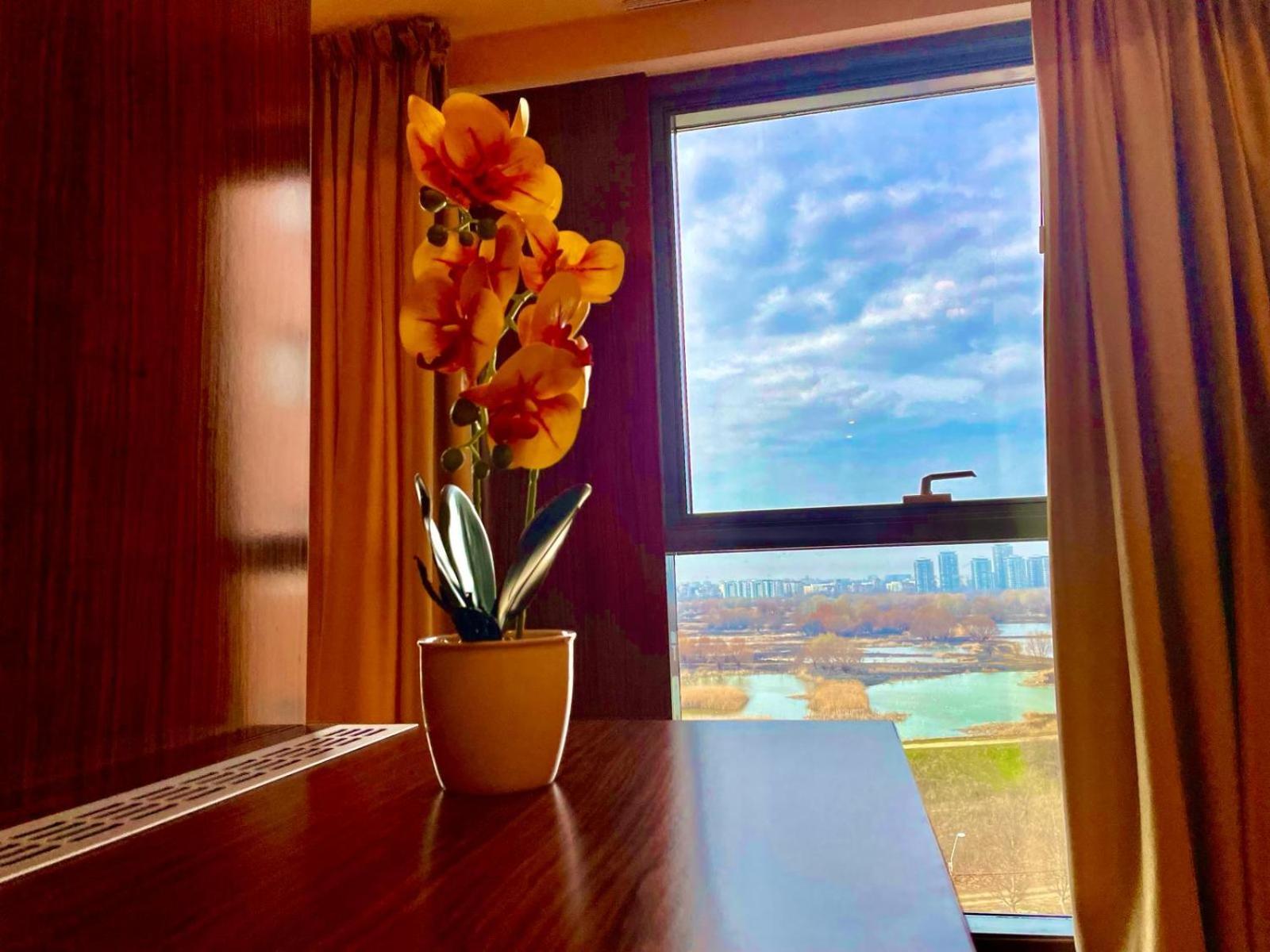 Presidential Luxury Apartments With Amazing View - Yamaluxe 부쿠레슈티 외부 사진