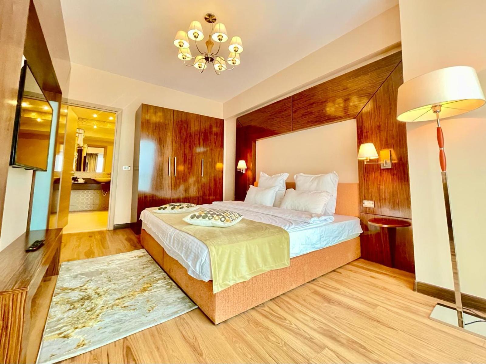 Presidential Luxury Apartments With Amazing View - Yamaluxe 부쿠레슈티 외부 사진