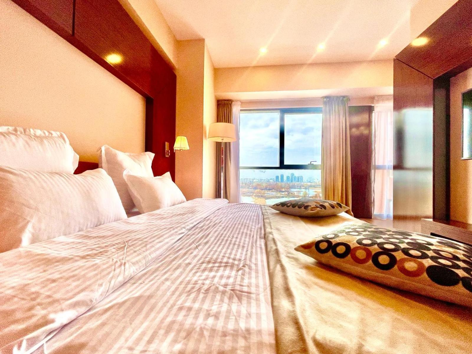 Presidential Luxury Apartments With Amazing View - Yamaluxe 부쿠레슈티 외부 사진